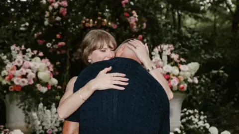 Taylor Swift Announces Engagement to Travis Kelce