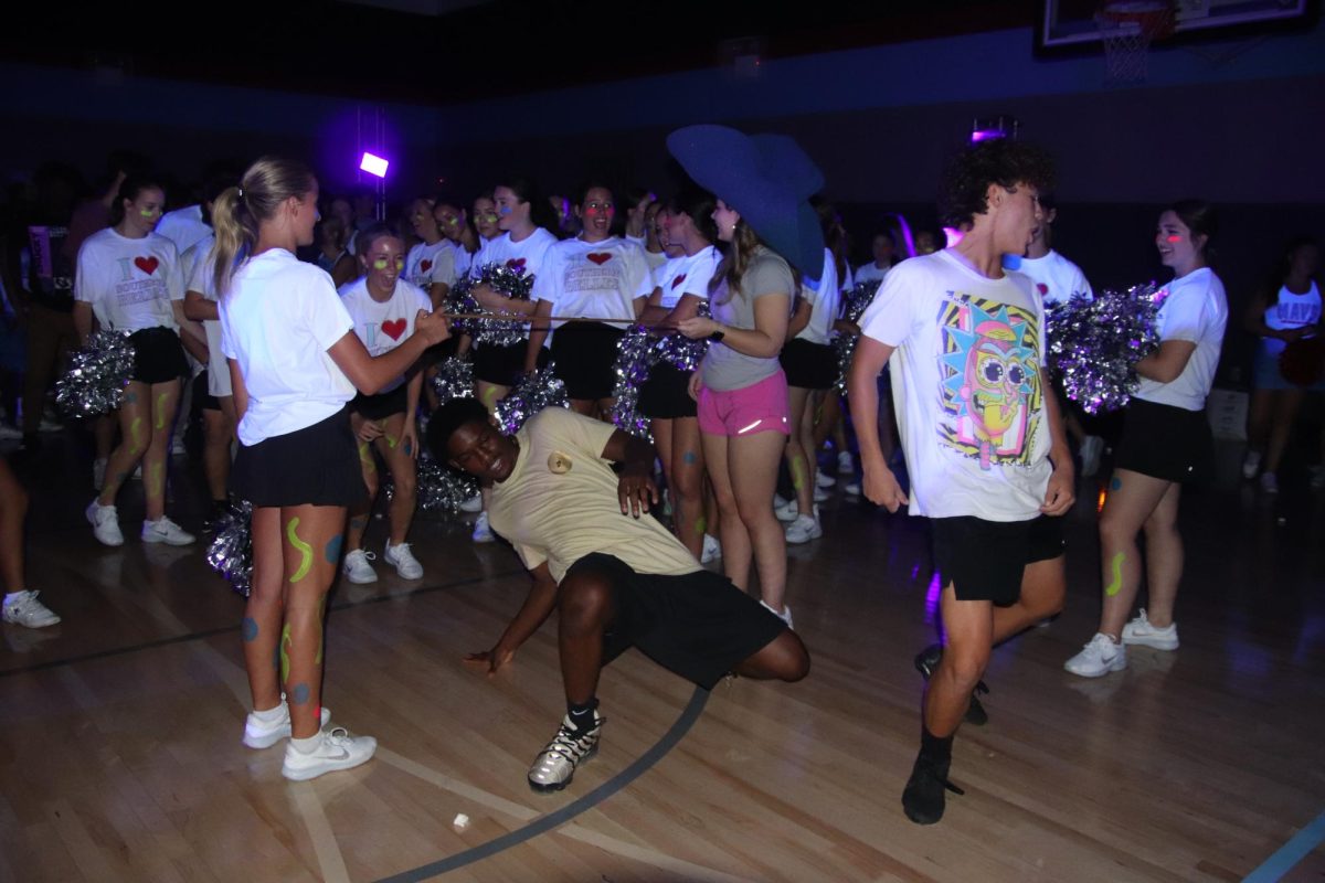 Mavs Black Out on the Bears at School Pep Rally