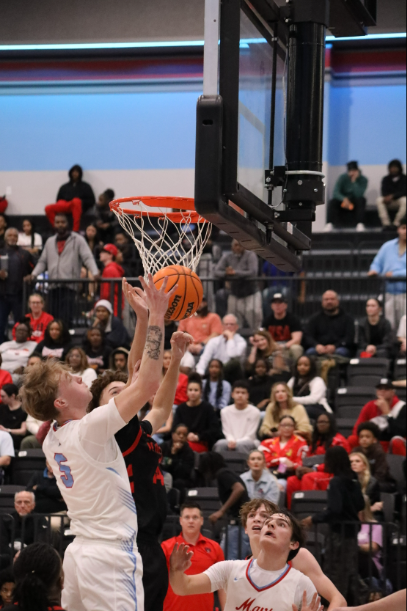 Southside Faces Northside in Battle of Rogers Avenue